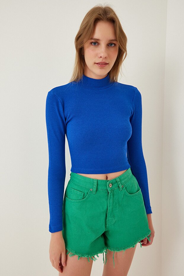 Women's Vivid Blue Corded Turtleneck Crop Knitted Blouse GT00059