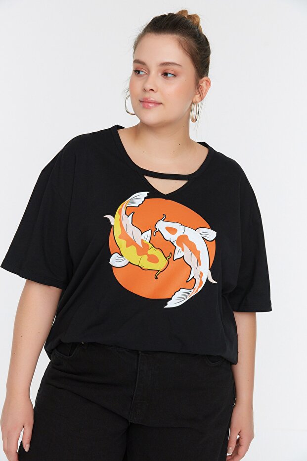 Siyah Oversize Fit Balık Baskılı %100 Pamuk Örme Büyük Beden T-Shirt TBBSS22TS2121 - 2