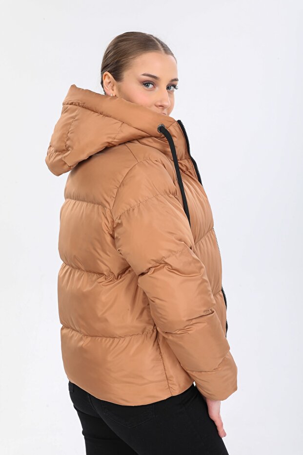 Women's Biscuit Hooded Puffer Jacket - 6