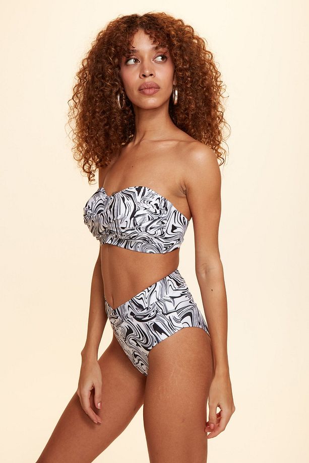 Ella Yüksek Bel V Kesim Bikini Tek Alt Ebruli Desenli 229206 - 4