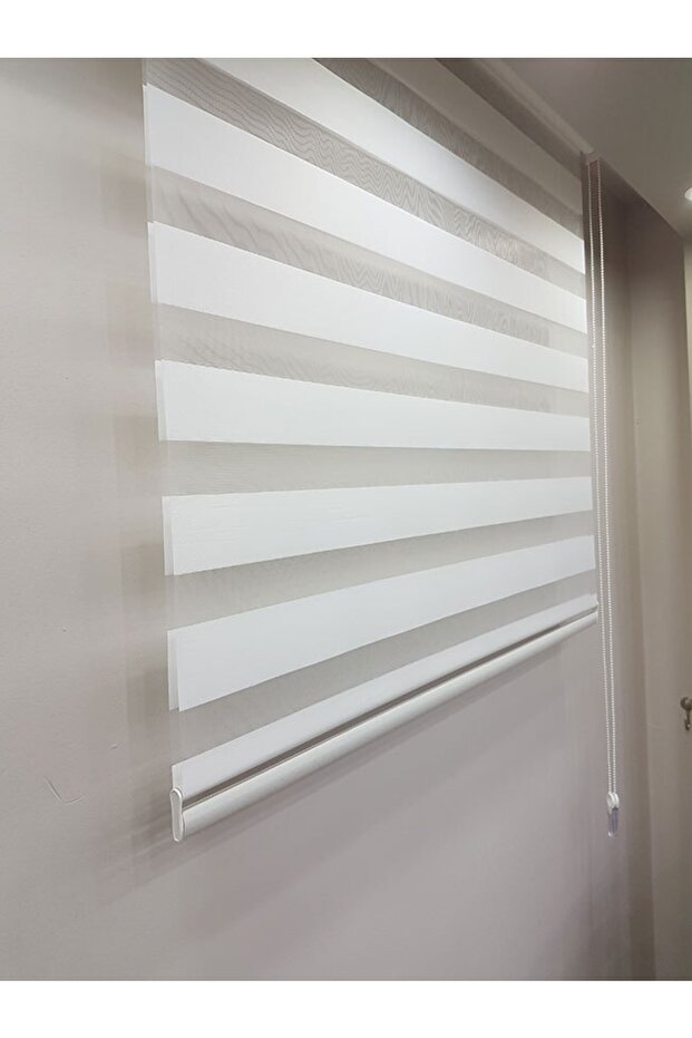 Beyaz Zebra Stor Perde Sert Plastik Kasalı - 5