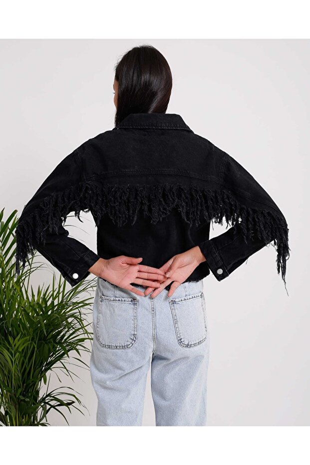 سترة جينز قصيرة مزينة بشراشيب - 1