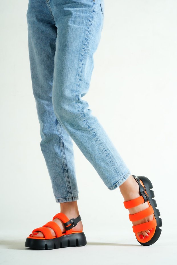 6156 Women's Thick Sole Sandals with Fuspet