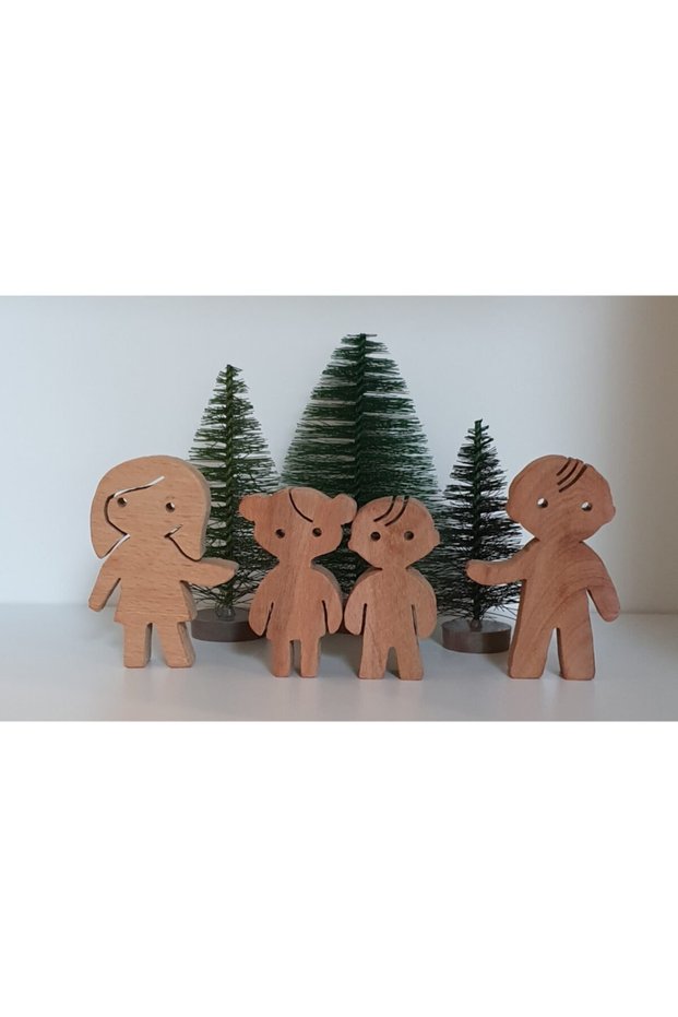 Family Set of 4 Mother-Father-Daughter and Boy Waldorf Natural Wood