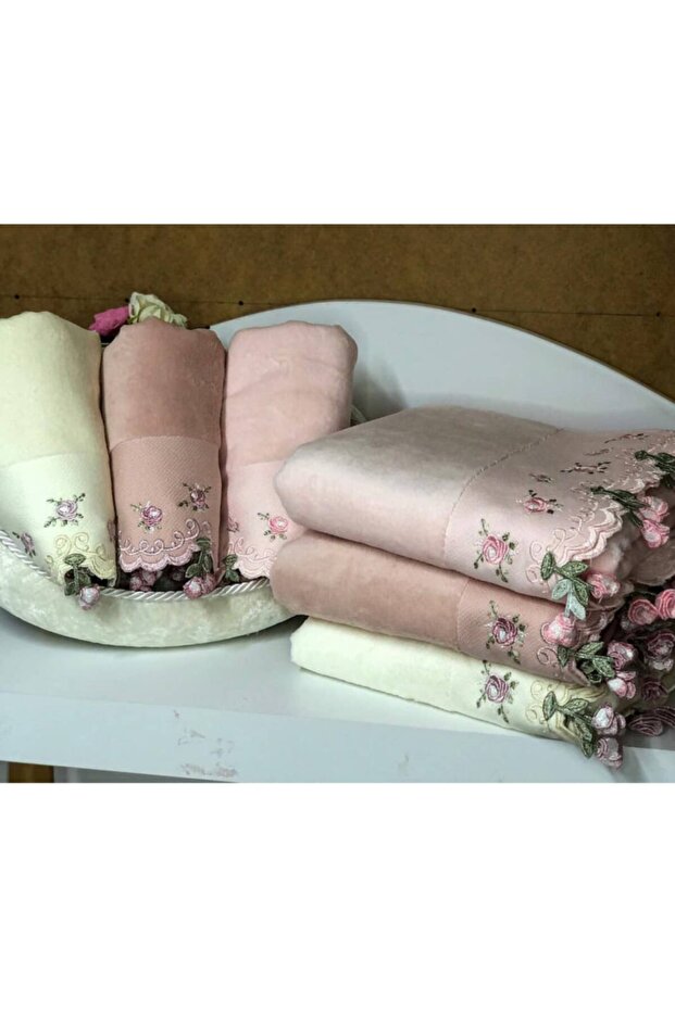 Mnt Velvet Earring Set of 6 Towels