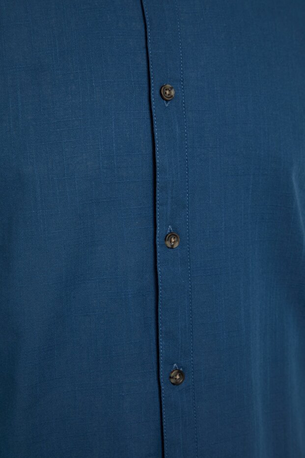 Indigo Basic Hakim Yaka Apoletli Slim Fit Uzun Kollu Keten Görünümlü Gömlek TMNSS20GO0188 - 8