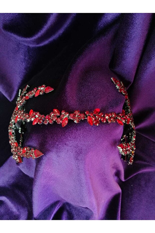 Burgundy double comb hair accessory