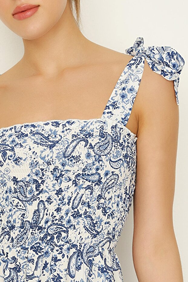 Kadın Mavi Gipe Detaylı Bluz - 3