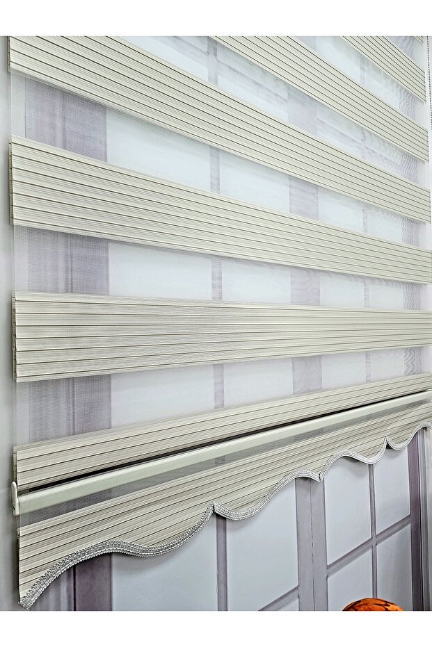 Krem Pliseli Zebra Stor Perde Alüminyum Kasalı Mz482 - 1
