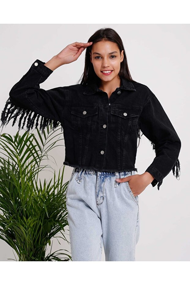 سترة جينز قصيرة مزينة بشراشيب - 5