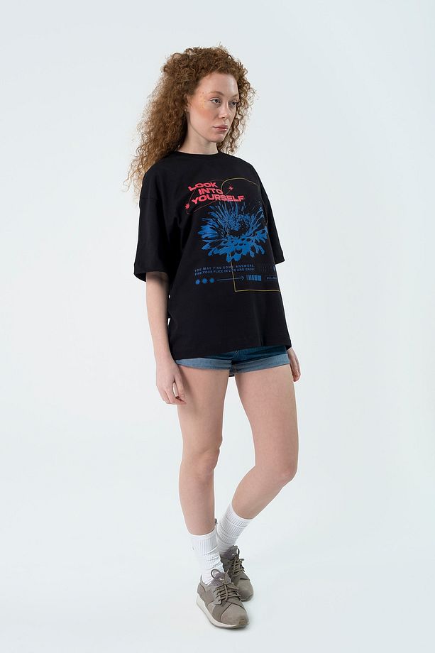 Eazy Siyah Look Into Unisex Extra Oversize Baskılı Kısa Kollu T-shirt - 4