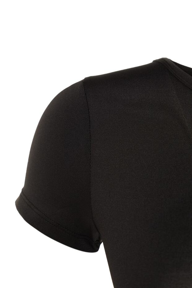 Siyah Crop Hafif Destekli Yumuşak Dokulu Bisiklet Yaka Örme Spor Üst/Bluz TWOAW21BZ0158 - 3