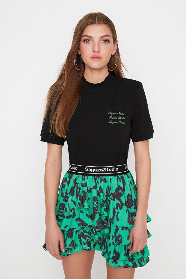 X Sagaza Studio Siyah Nakış Detaylı Örme T-Shirt TPRSS22TS00000 - 2
