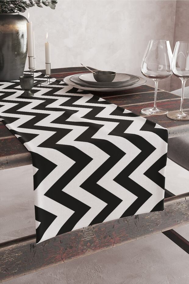 Vertical Zigzag Patterned Digital Printed Runner 140x40 - 1