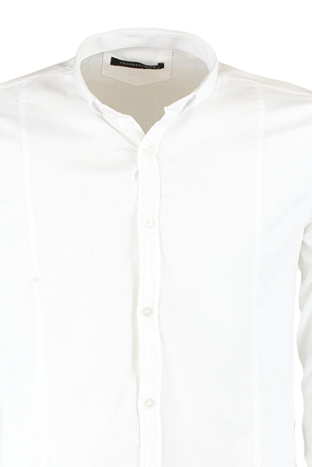 Beyaz Super Slim Fit Düğmeli Yaka Kulplu Apoletli Kolay Ütülenebilir Gömlek TMNSS22GO0091 - 9