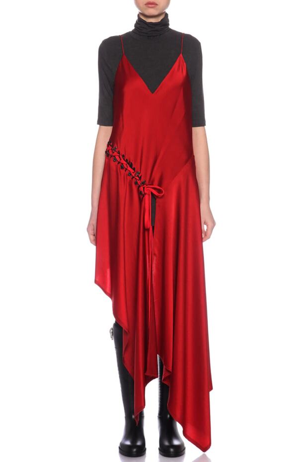 Kırmızı Elbise - 2