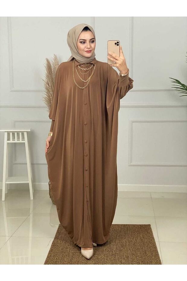 فستان طويل بأكمام طويلة وأزرار أمامية