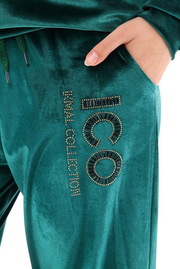 Stoned Emerald Crew Neck Set - 3