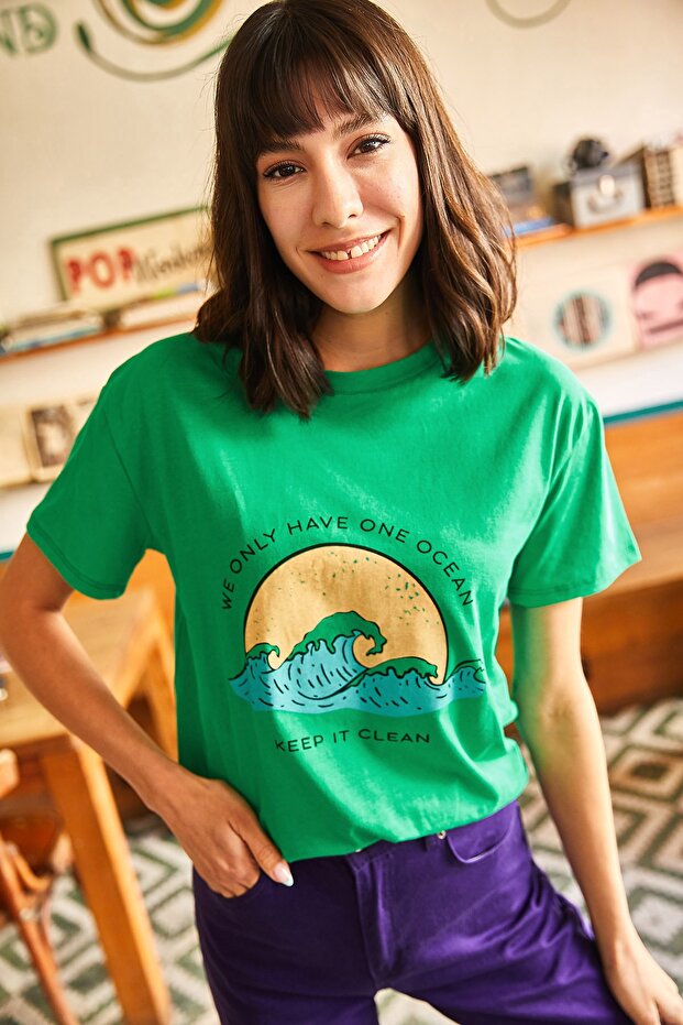 Women's Grass Green Ocean T-Shirt TSH-19000294