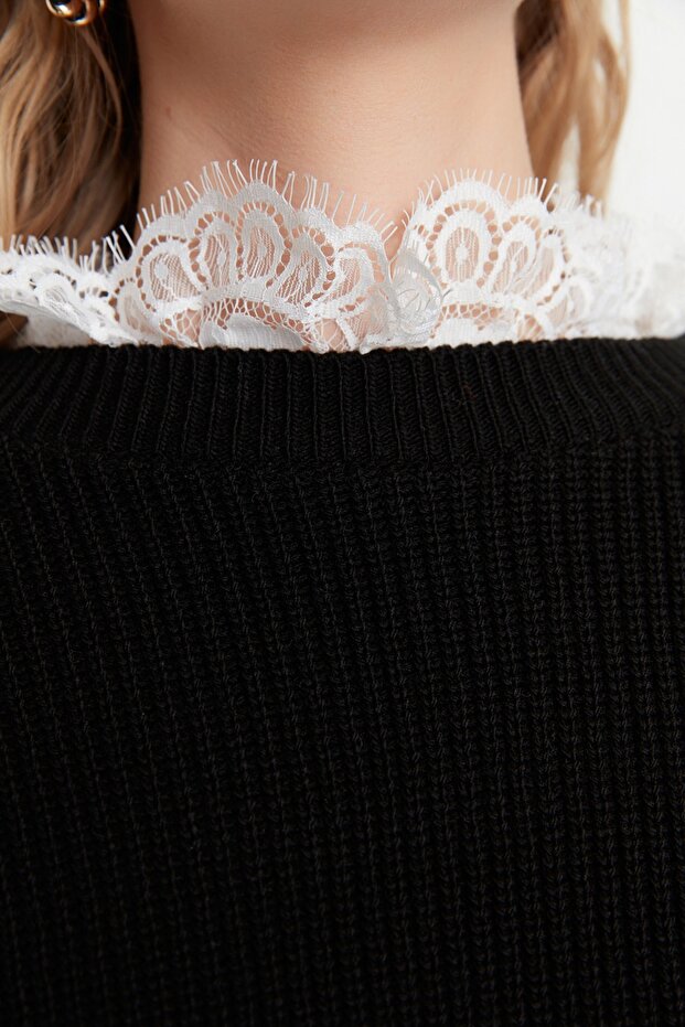 Schwarzer Strickpullover mit Tüll-Webdetail – TWOAW22KZ0207 - 3