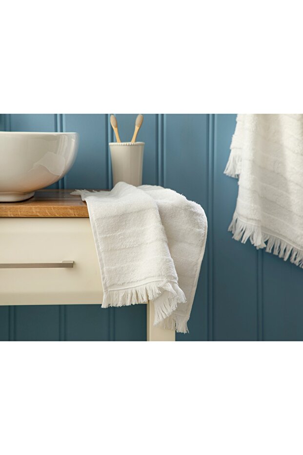 Adorn Cotton Tasseled Hand Towel 30 X 40 cm Ecru