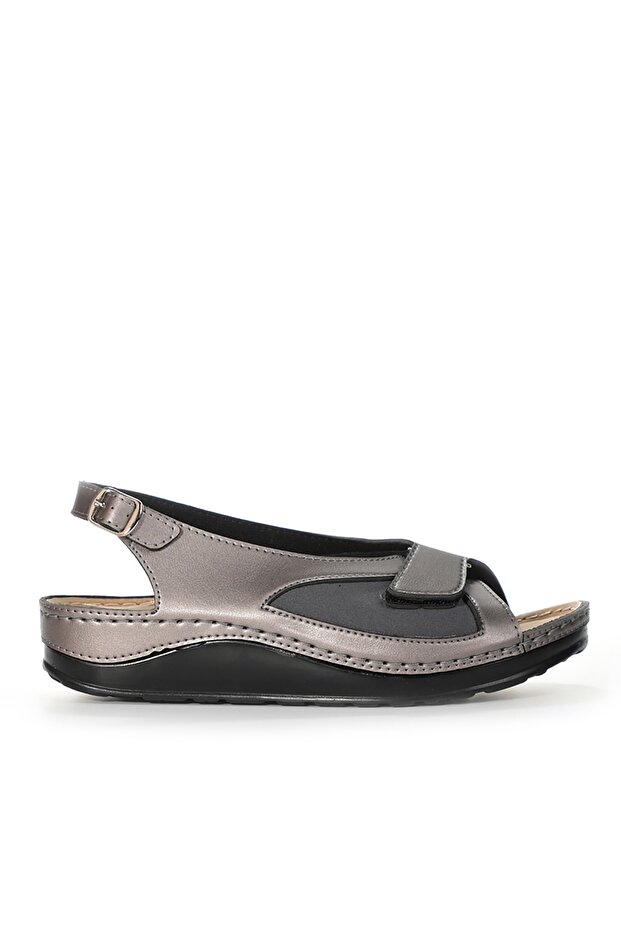 Ea12sk255 Women's Slippers Platinum
