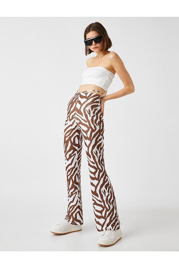 Kadın Pencere Detaylı Zebra Desenli Ispanyol Paça Pantolon 2sal40005ık - 2