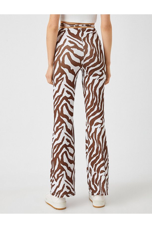 Kadın Pencere Detaylı Zebra Desenli Ispanyol Paça Pantolon 2sal40005ık - 4