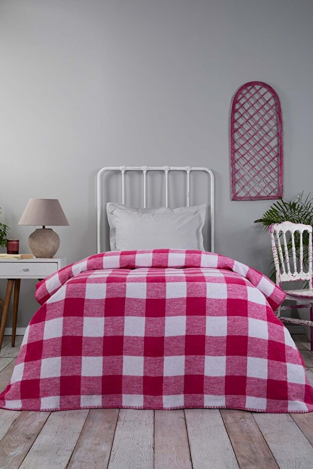Petit Carre Fuchsia Single Cotton Blanket