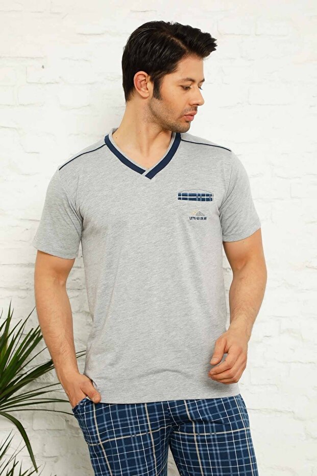 Dreamy Plaid Short Sleeve V-Neck Men's Pajama Set with Pockets