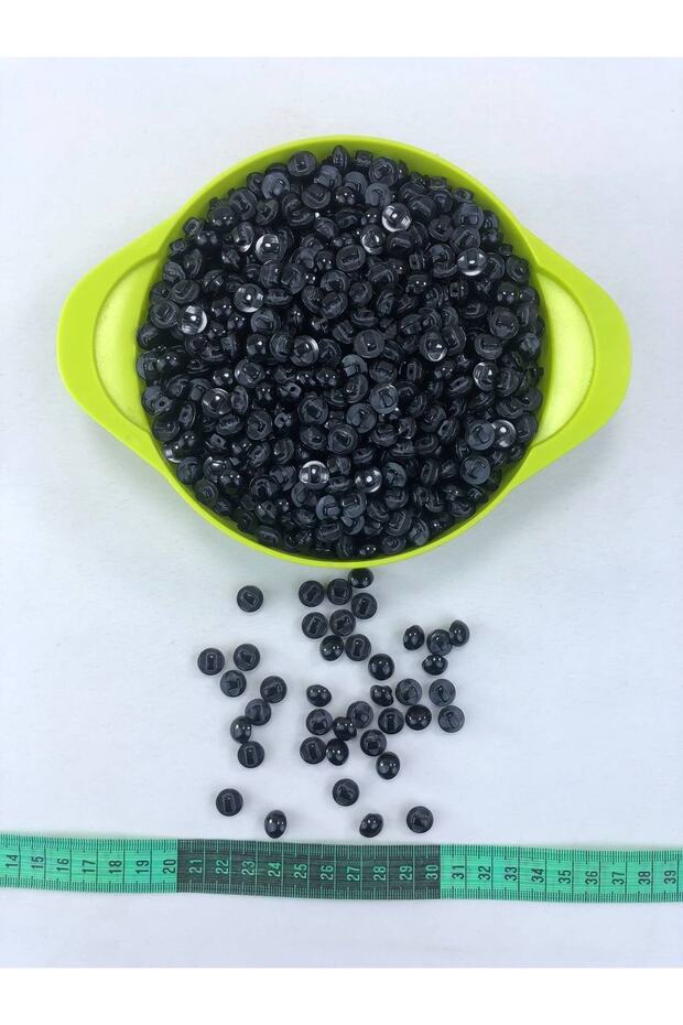 Black Plastic Pearl Button - 5