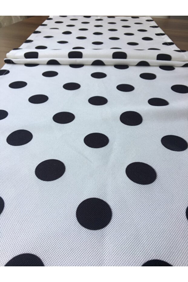 عداء طاولة منقط - 3