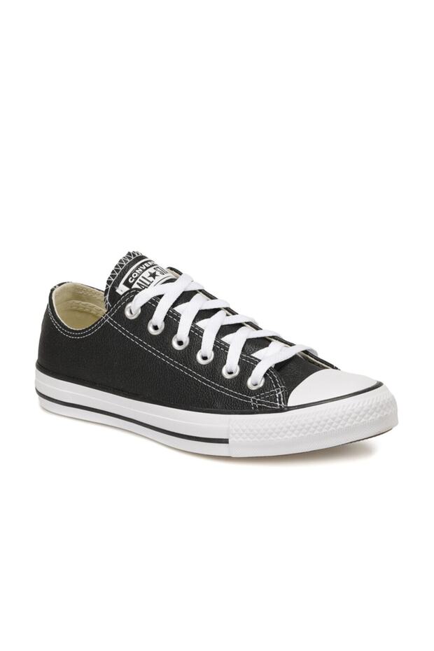 132174C Chuck Taylor All Black Women's Sneaker Shoes