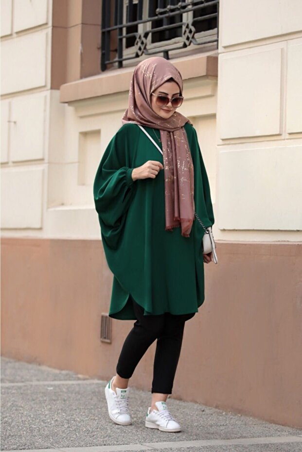 Burcu Tunik - 1