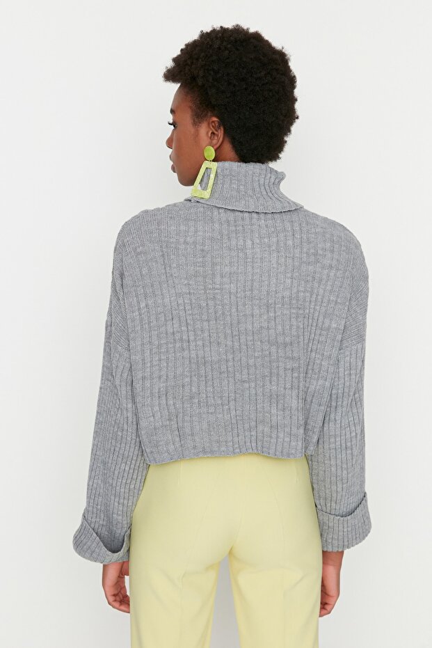 Grauer Crop-Basic-Strickpullover TWOAW22KZ0223 - 5