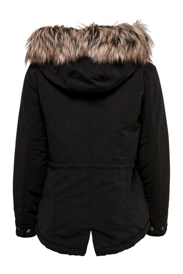 Lucca Mont 15158948 - 2