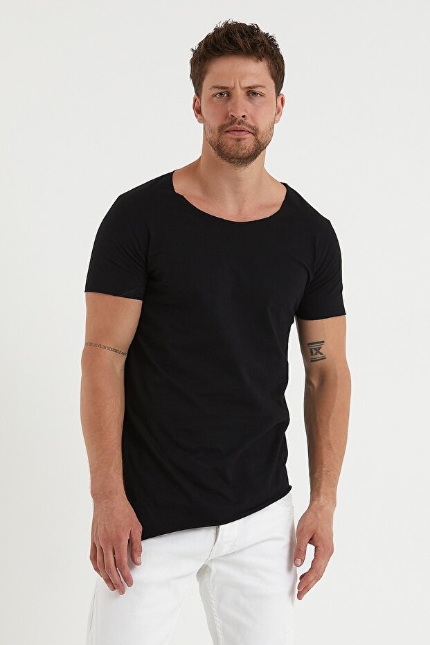 تي شيرت أساسي غير متماثل بياقة مفتوحة - 6