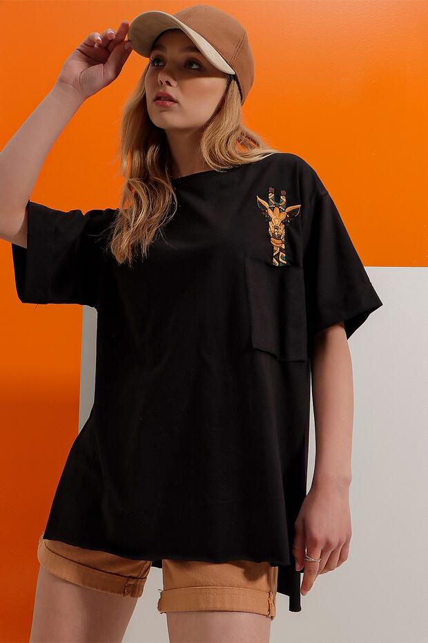 Women's Black Crew Neck Giraffe Embroidered Double Sleeve Laser Cut Oversize T-Shirt ALC-X8475