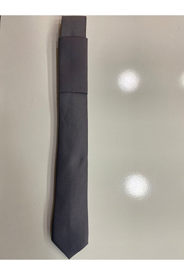 ربطة عنق رمادية من دوبي - 3