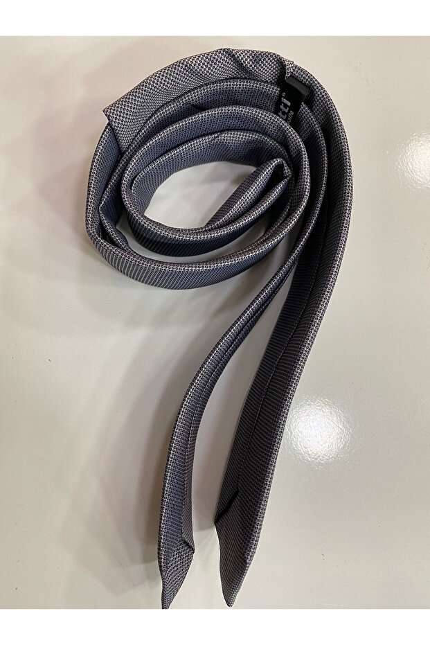 ربطة عنق رمادية من دوبي - 2