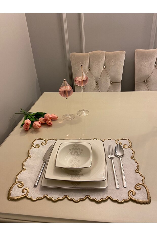 Set of 6 Placemats 3D Embroidered Embossed Glitter Gold