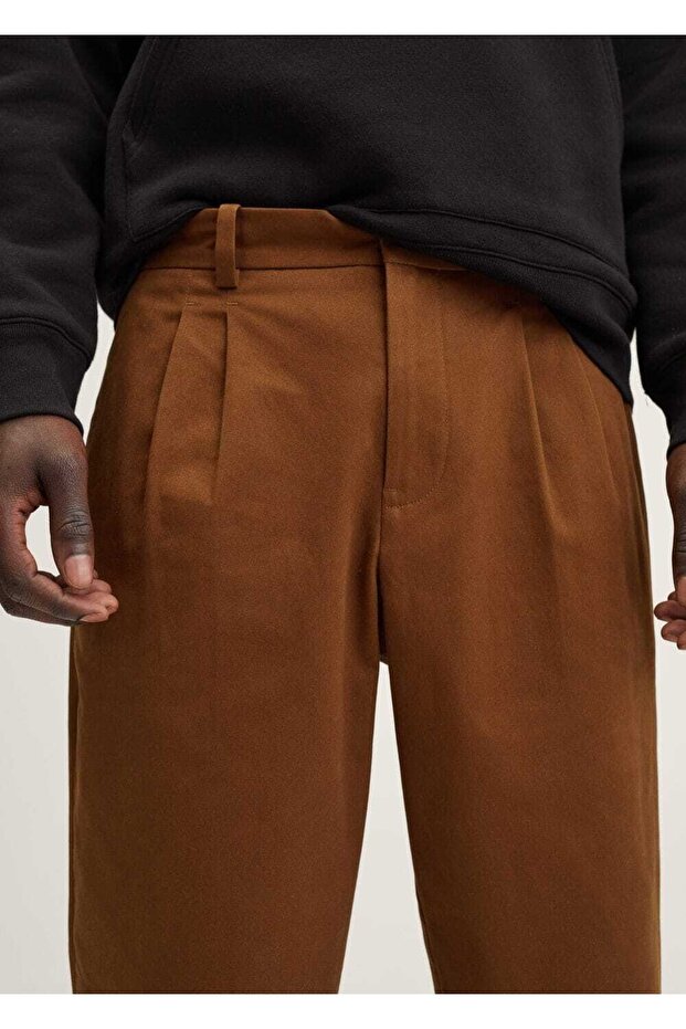 Regular Cut Pleated Trousers - 5