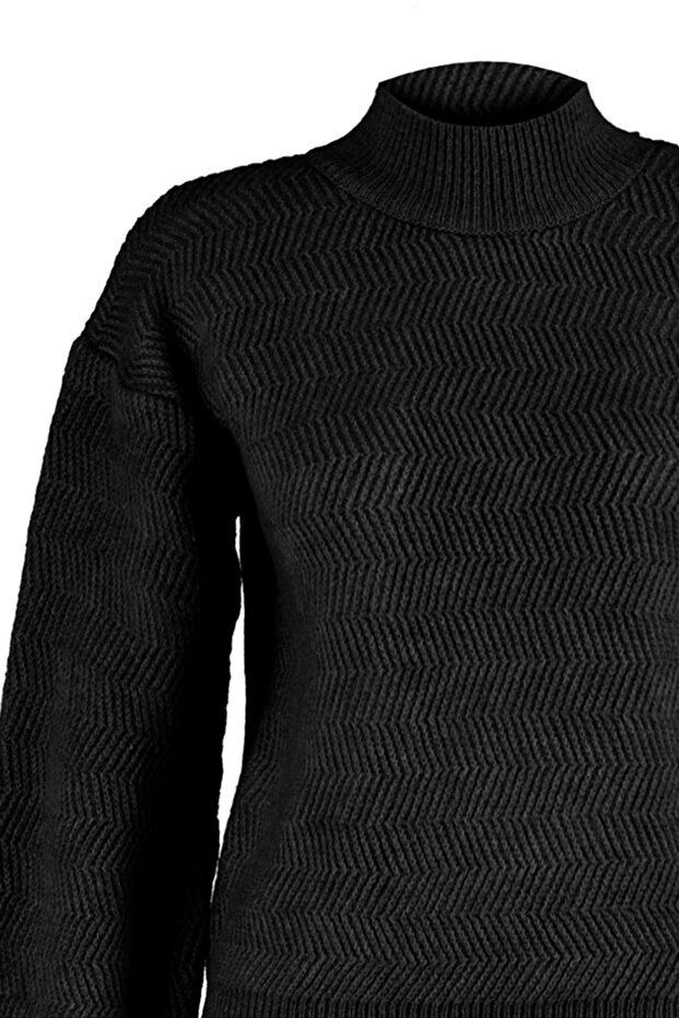 Schwarzer weich strukturierter Basic-Strickpullover TWOAW21KZ0204 - 7