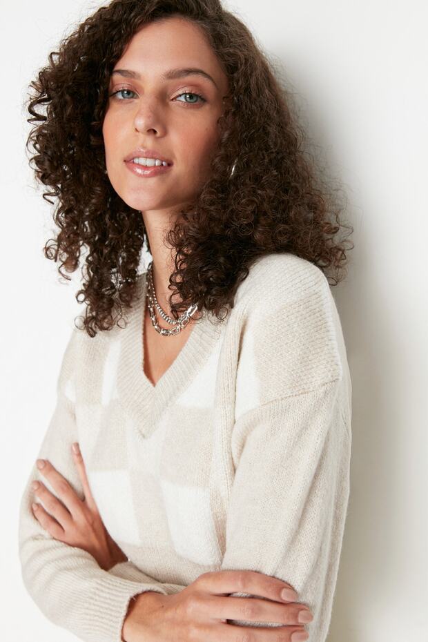 Weicher, strukturierter, gemusterter Strickpullover in Stone Crop-Optik TWOAW21KZ0174 - 2