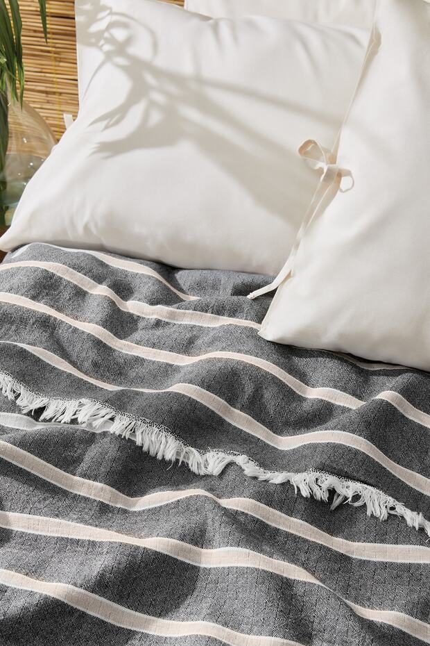Vitali Çift Kişilik Müslin Pike Yatak Örtüsü - Antrasit - 3