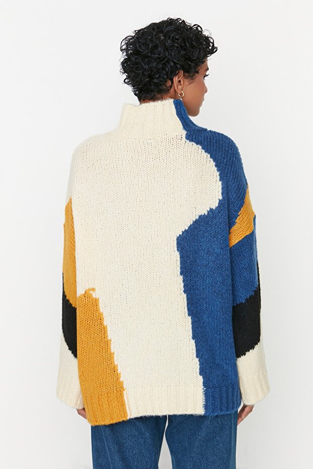 Weite Passform - Weicher Strickpullover mit Farbblockdesign TWOAW20XS0047 - 5