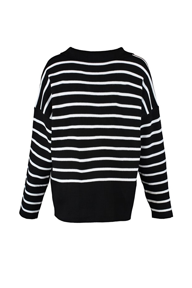 Schwarzer Oversize-Strickpullover mit Polokragen - 8