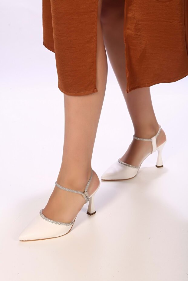 Női fehér bordás kősarkú cipő - 6