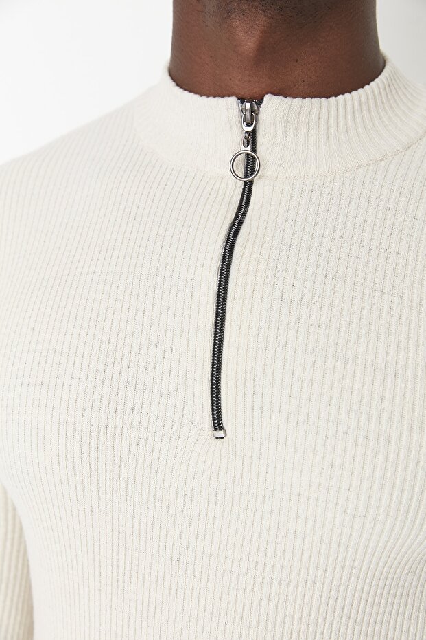 Ecrufarbener, gerippter Baumwollpullover – schmale Passform, halber Rollkragenpullover mit Reißverschluss TMNAW20KZ1034 - 4