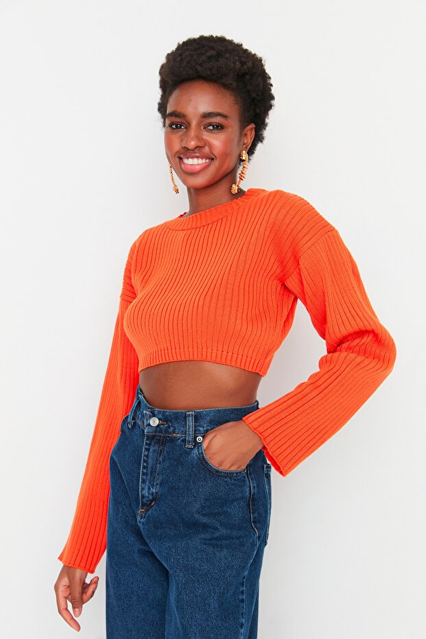 Trendyolmilla  Turuncu Süper Crop Triko Kazak TWOAW23KZ01068 - Görsel 2